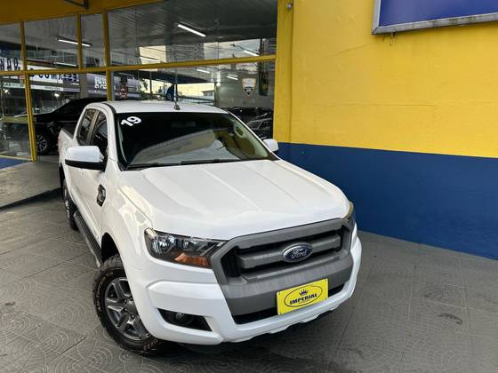 FORD RANGER 2.2 XLS 4X4 CD 16V DIESEL 4P AUTOMÁTICO